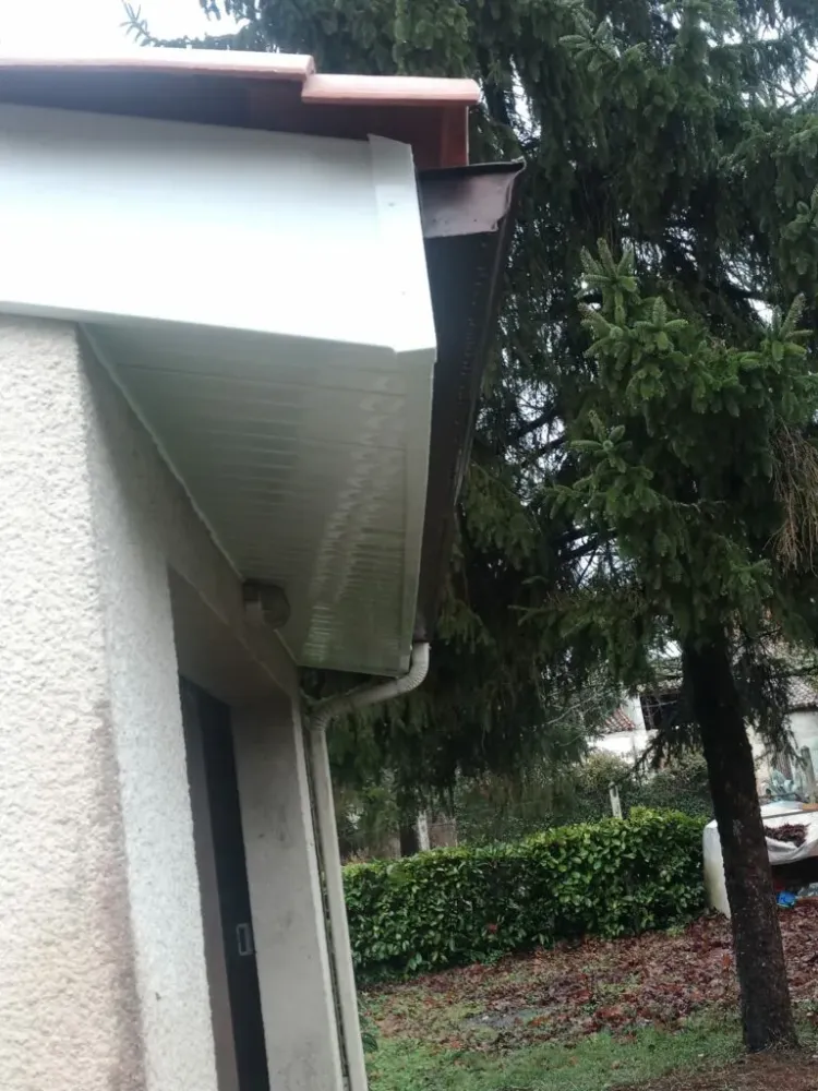 artisan-couvreur-charente-maritime