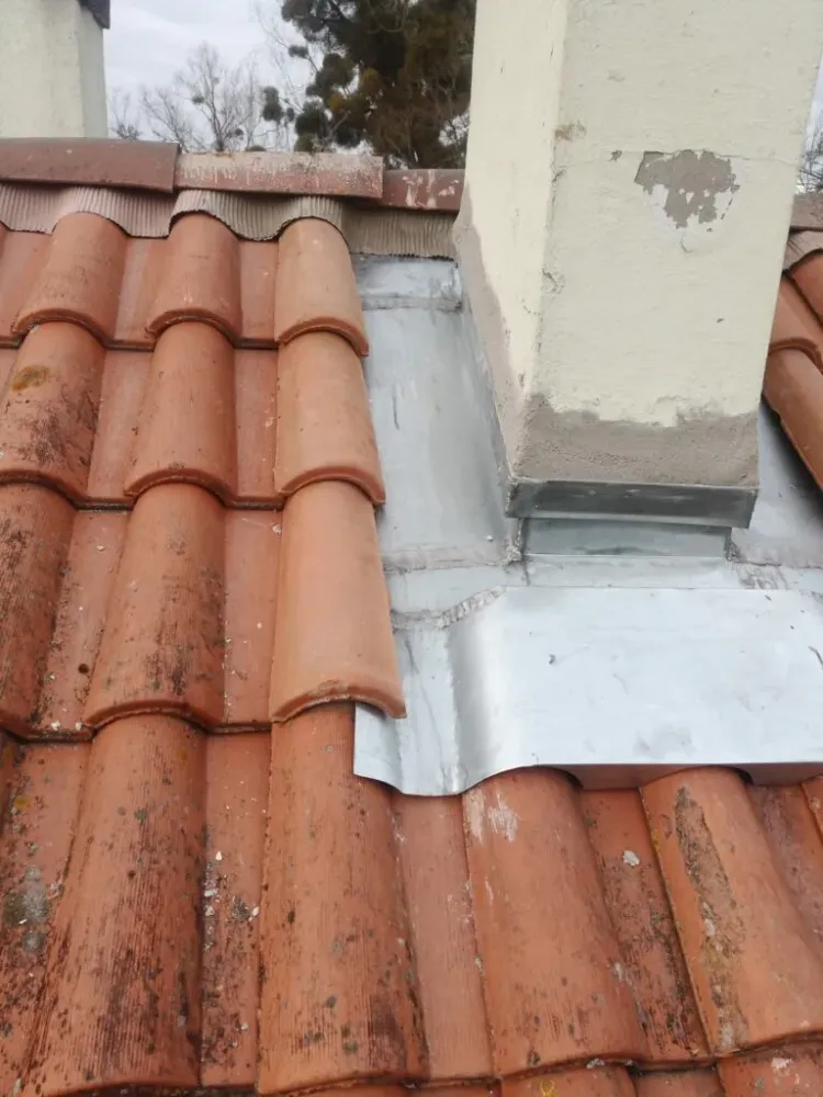 zinguerie-sur-toiture-jonzac